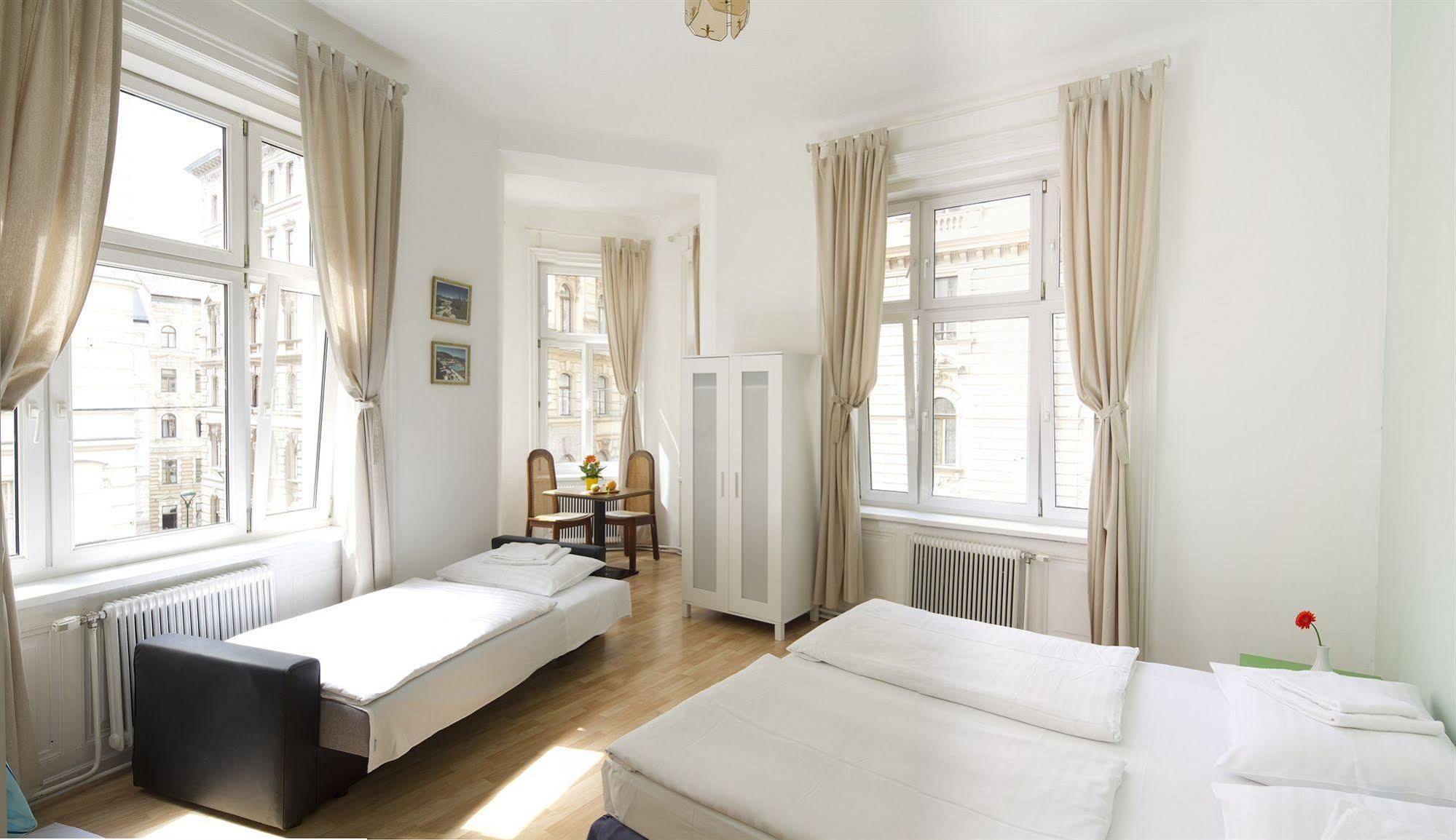 Timeout City Hotel, 5 Min To City Center, Self Check In Βιέννη Εξωτερικό φωτογραφία